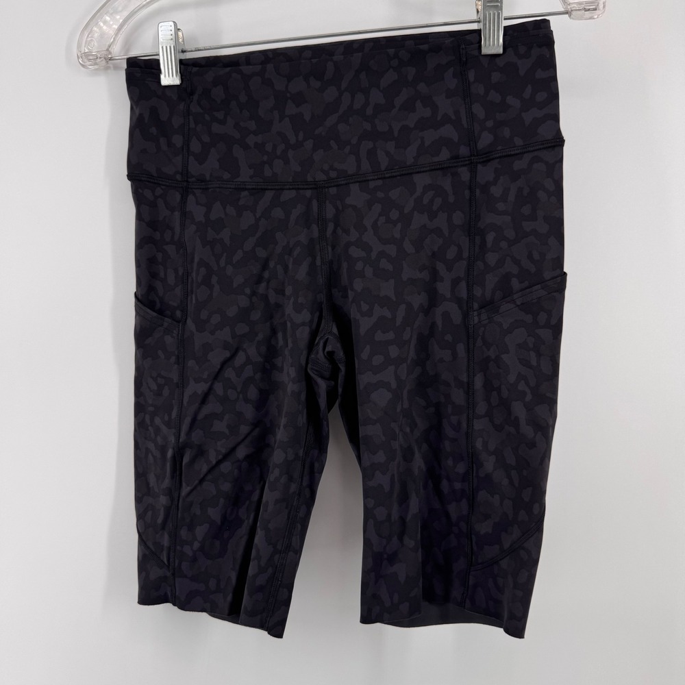 Lululemon Fast and Free Shorts 10" Women 8 Black Leopard Heritage Camo High Rise